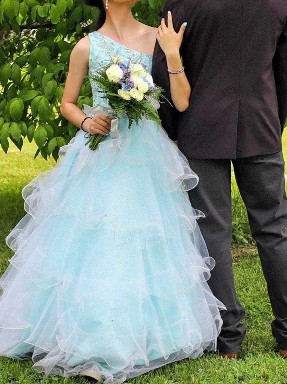 Mac Duggal Beaded Tulle Prom Dress Blue & White Size 10